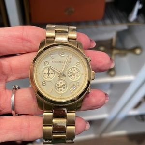 Michael Kors gold watch - Good condition